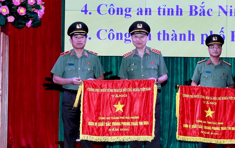 Toàn lực lượng  Công an Hải Phòng chủ động, nêu gương, siết chặt kỷ cương, tăng cường cơ sở vì bình yên thành phố, vì hạnh phúc nhân dân